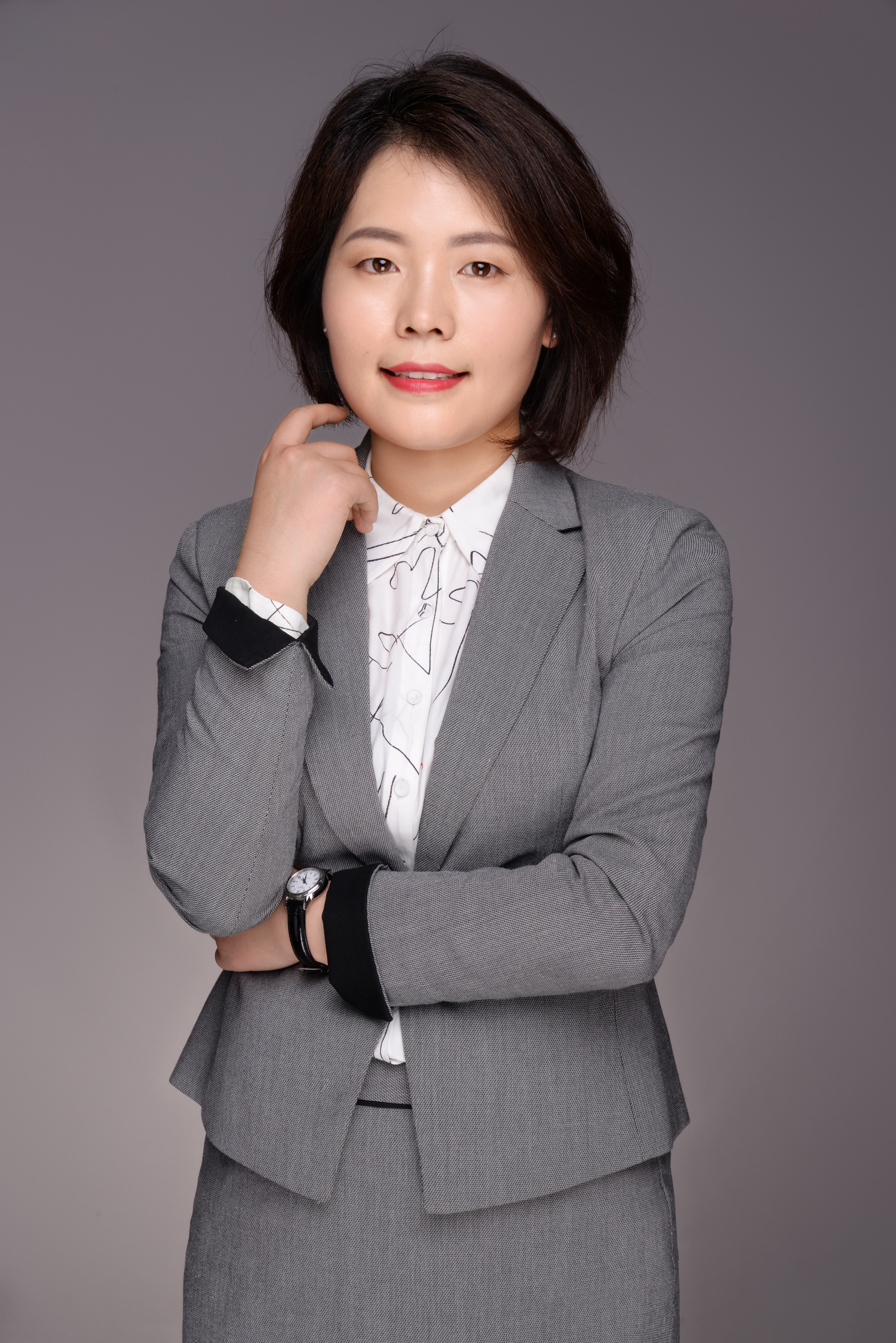 杨淑倩律师专业形象照